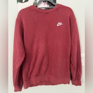 Red Nike M Crewneck